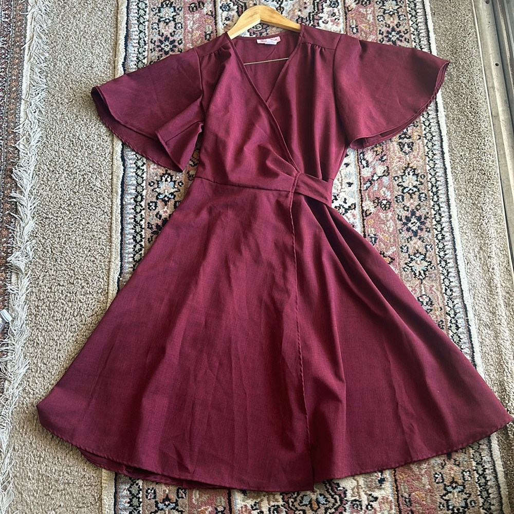 Heart of Haute Burgundy Wrap Dress size L
